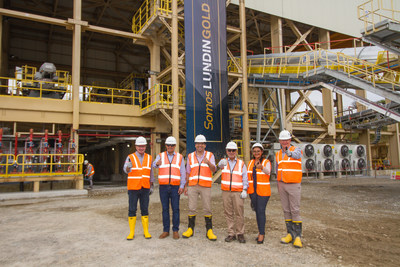 Figure 3. (L-R) Lukas Lundin, José Iván Agusto Briones, Otto Sonnenholzner, Carlos Pérez, Kelly Montaño and Ron Hochstein in front of the process plant during the inauguration ceremony at Fruta del Norte. (CNW Group/Lundin Gold Inc.) Figure 3. (L-R) Lukas Lundin, José Iván Agusto Briones, Otto Sonnenholzner, Carlos Pérez, Kelly Montaño and Ron Hochstein in front of the process plant during the inauguration ceremony at Fruta del Norte. (CNW Group/Lundin Gold Inc.)
